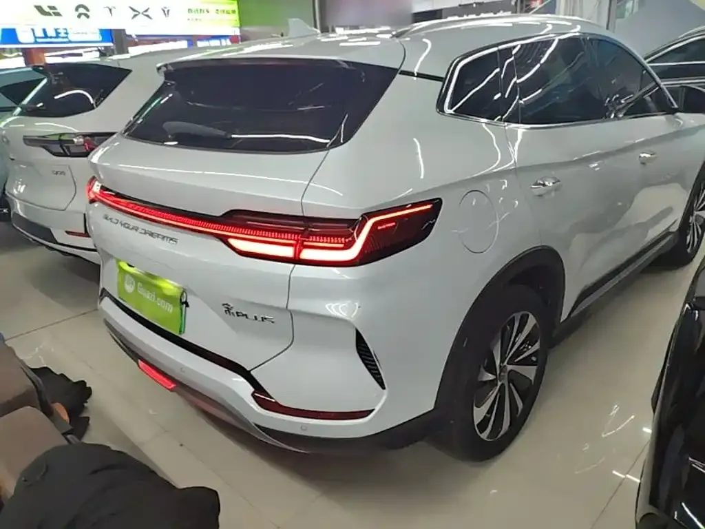 BYD PLUS New Energy — фото 9