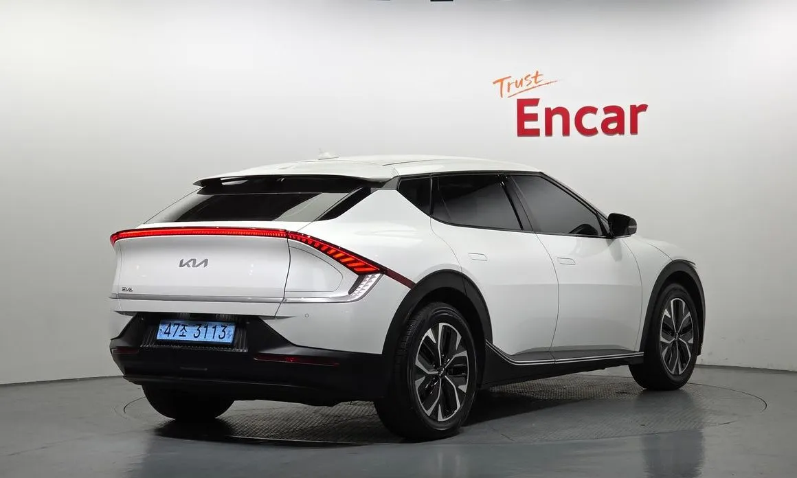 Kia EV6 — фото 9