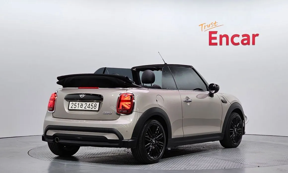 Mini Cooper Convertible 2024 из KR, фото 6