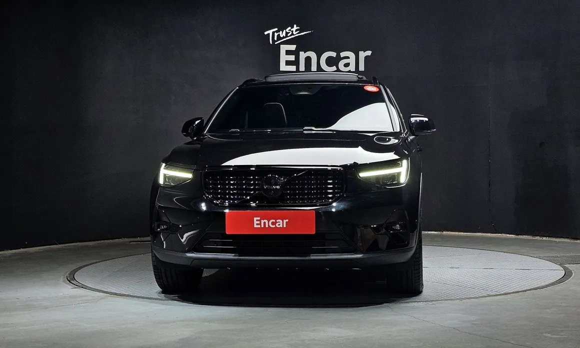 Volvo XC40 2025 из KR, фото 3