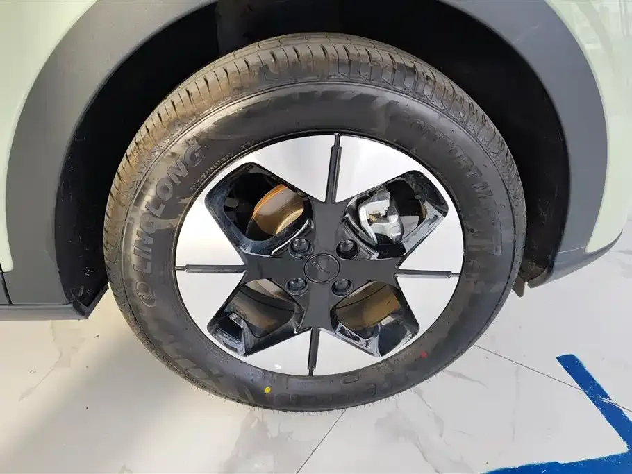 Geely Starburst — фото 10