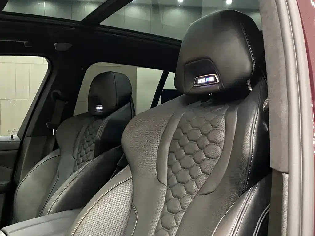 BMW X5 M 2022 из CN, фото 2