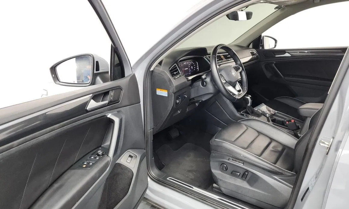 Volkswagen Tiguan 2021 из KR, фото 9