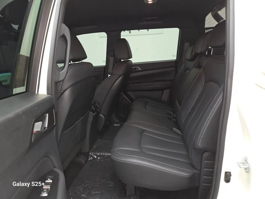 KG Mobility (Ssangyong) Rexton 2022 из KR, фото 5