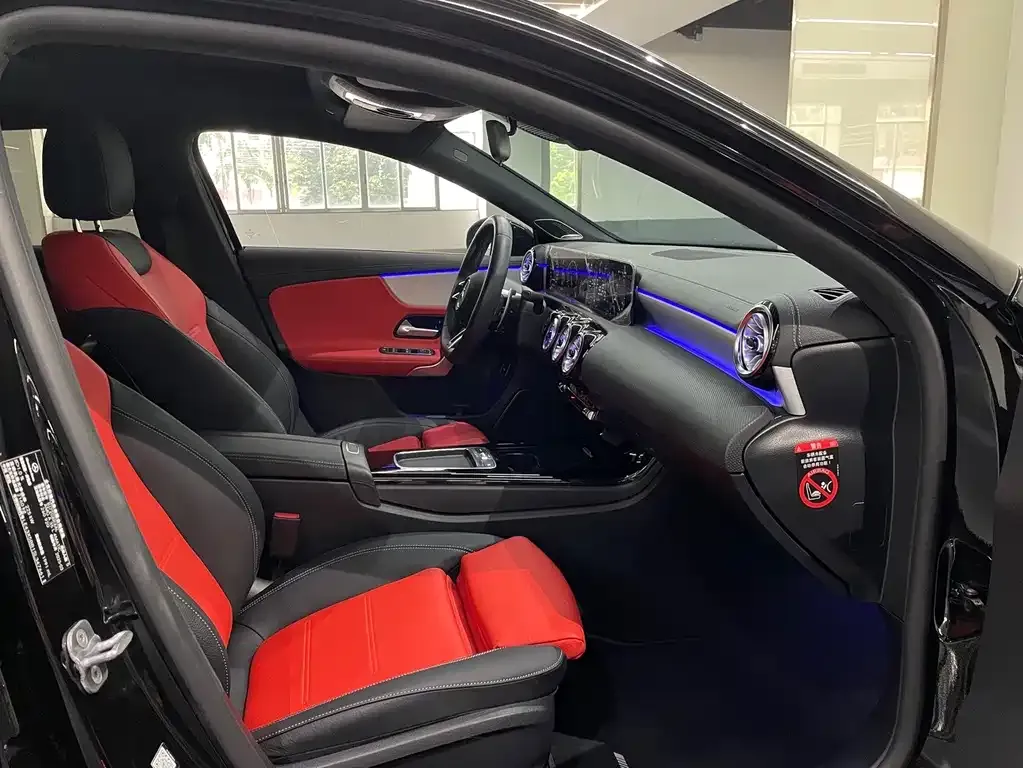 Mercedes-Benz A-Class AMG — фото 8