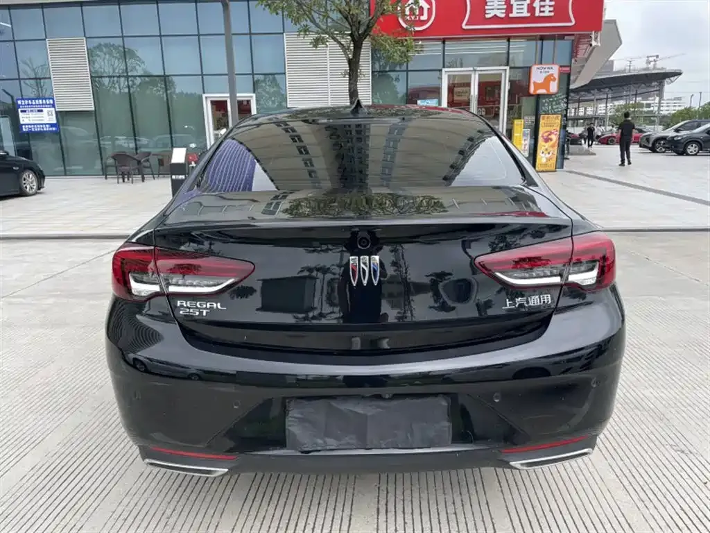 Buick Regal — фото 5