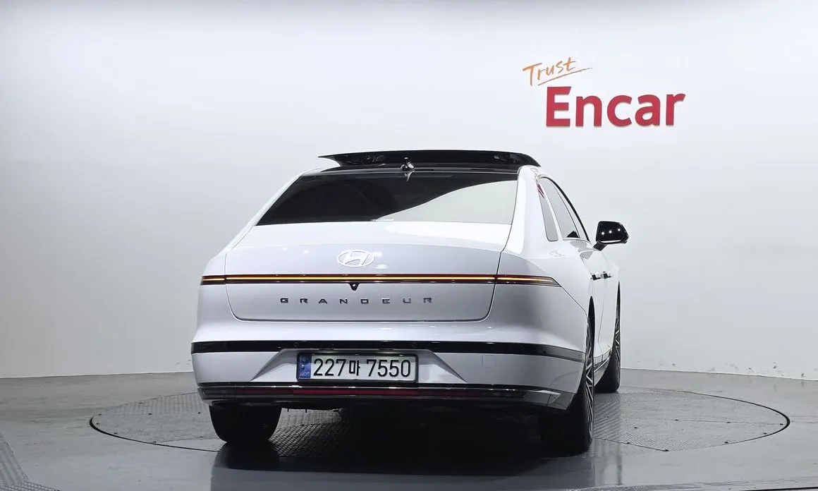 Hyundai Grandeur 2024 из KR, фото 2