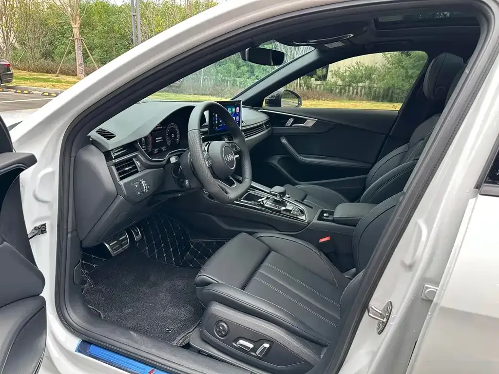 Audi A4L 2025 из CN, фото 7