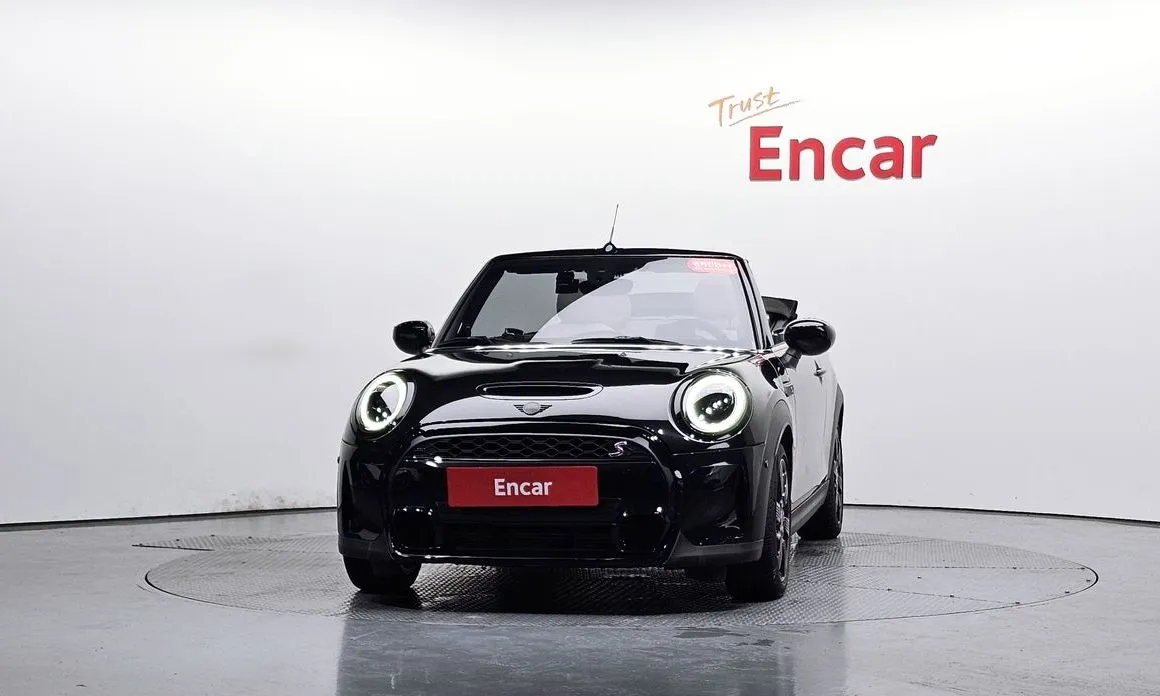 Mini Cooper Convertible 2023 из KR, фото 6