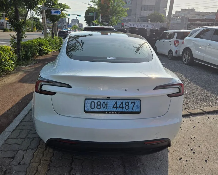 Tesla Model 3 2025 из KR, фото 6
