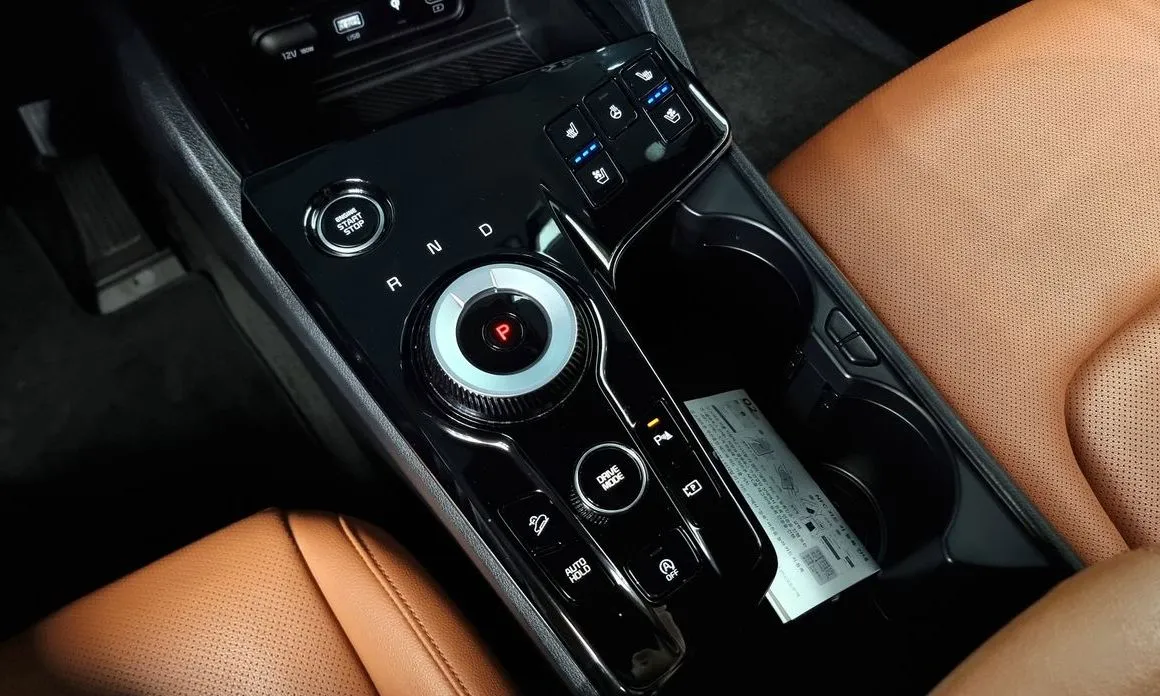Kia Sportage — фото 8