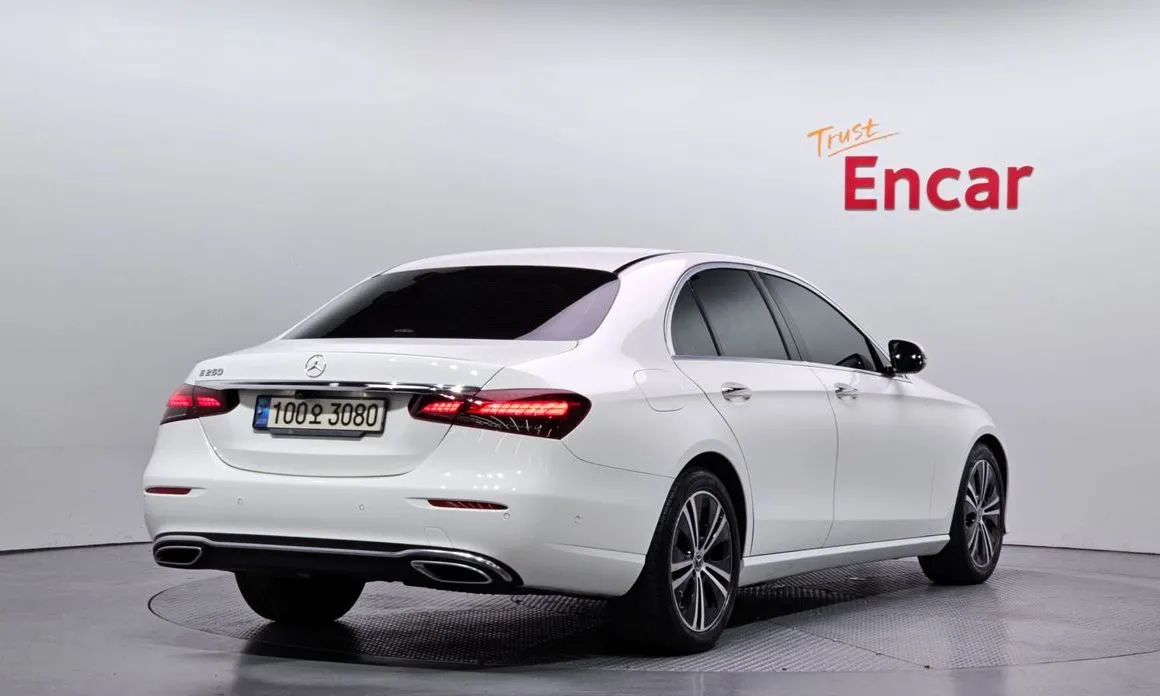 Mercedes-Benz E-Class 2021 из KR, фото 4