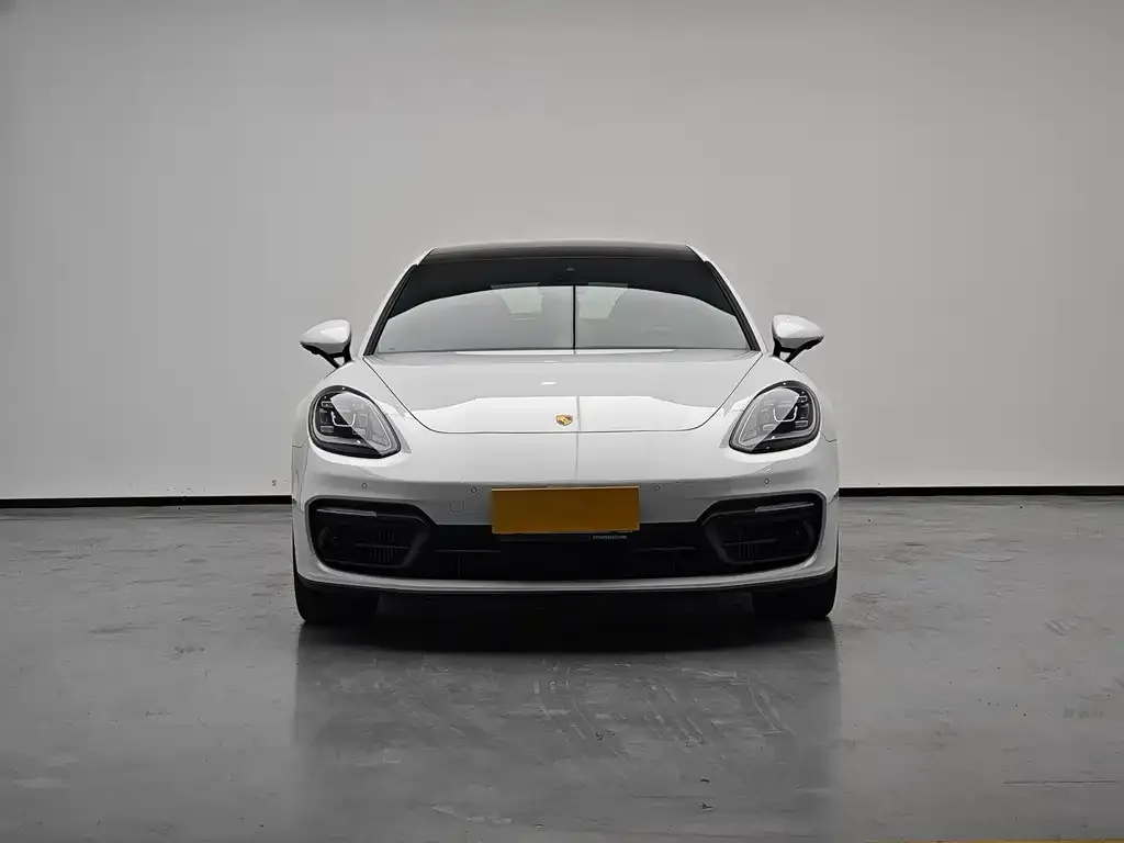 Porsche Panamera — фото 10