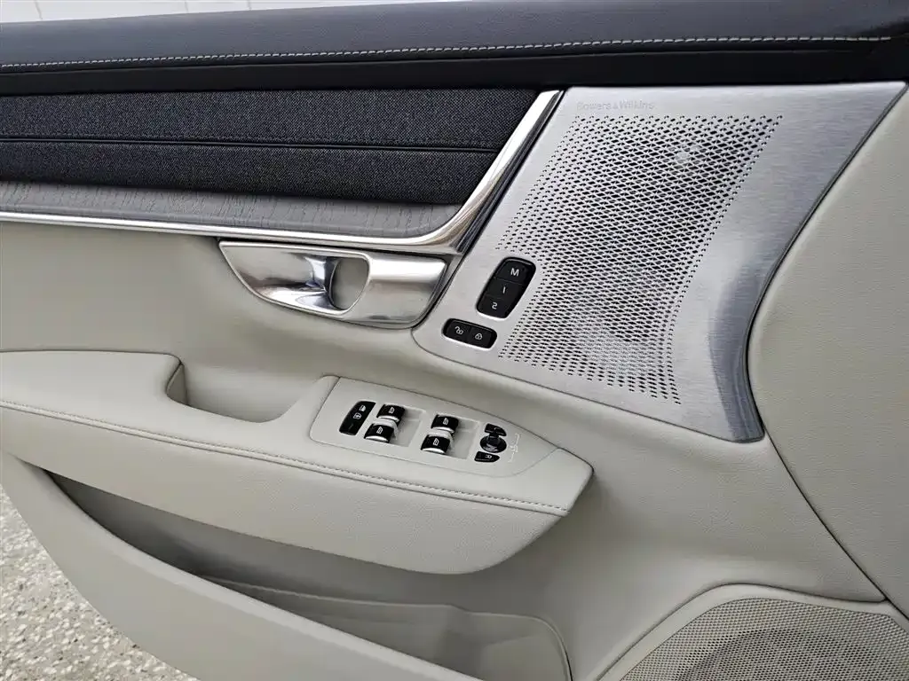 Volvo S90 — фото 10