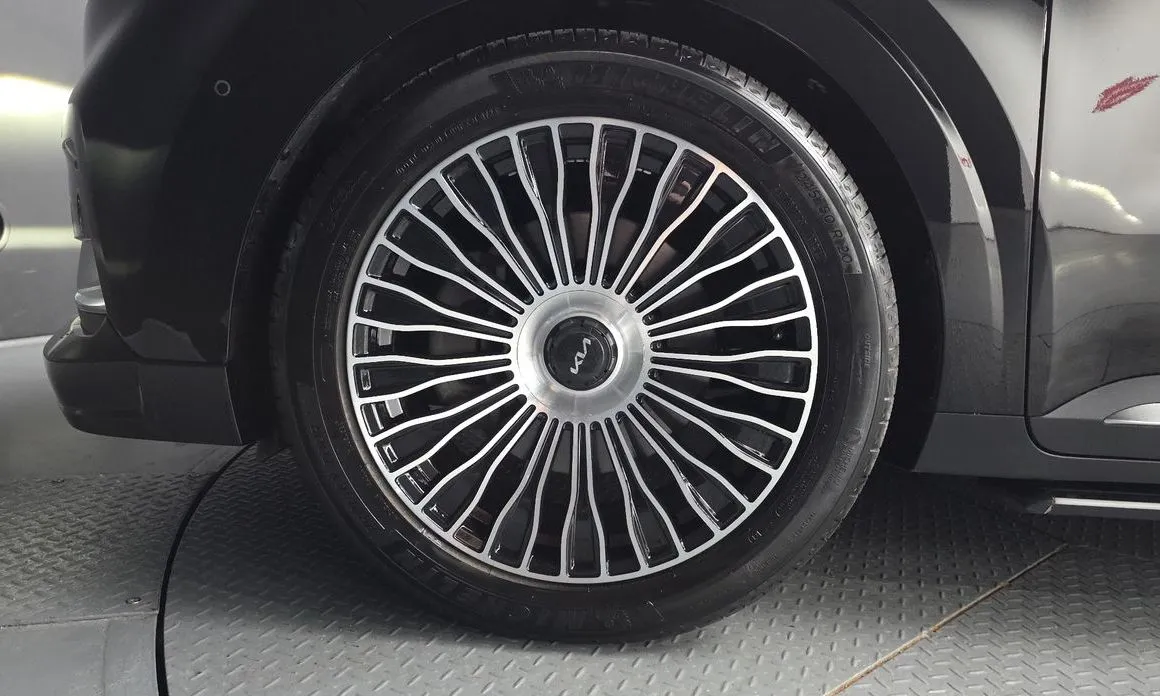 Kia Carnival 2023 из KR, фото 3