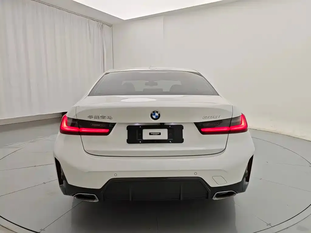 BMW 3 Series — фото 4