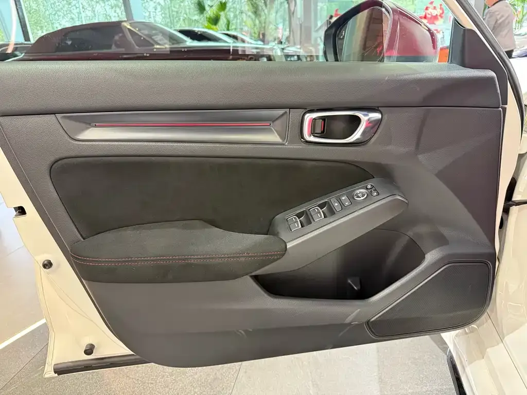 Honda Civic (Import) 2025 из CN, фото 3