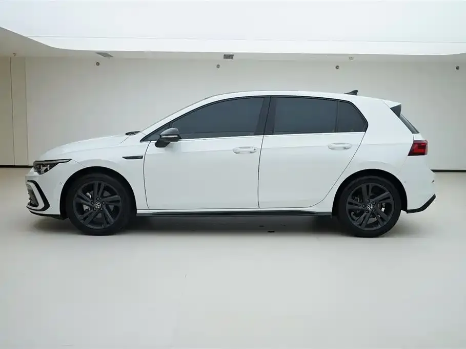 Volkswagen Golf 2021 из CN, фото 5