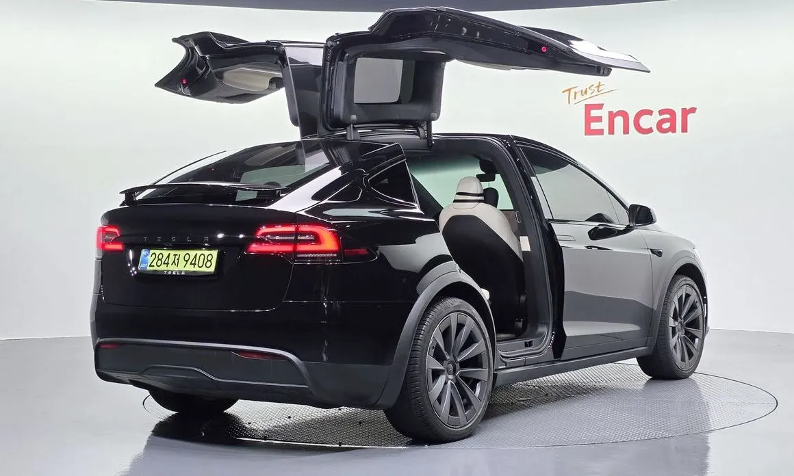Tesla Model X 2023 из KR, фото 5