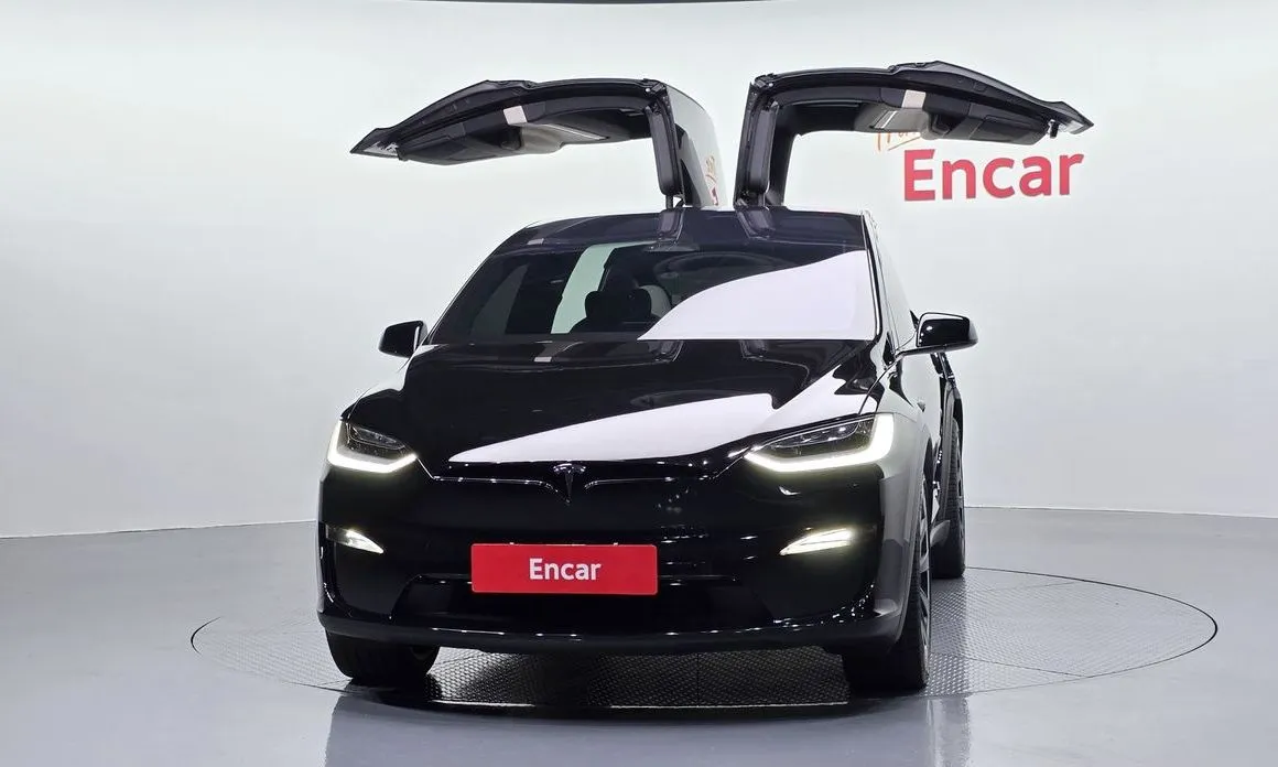 Tesla Model X 2023 из KR, фото 3