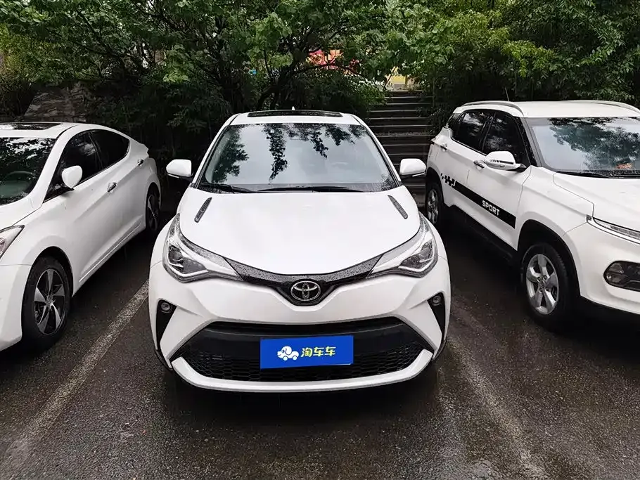 Toyota C-HR 2023 из CN, фото 10