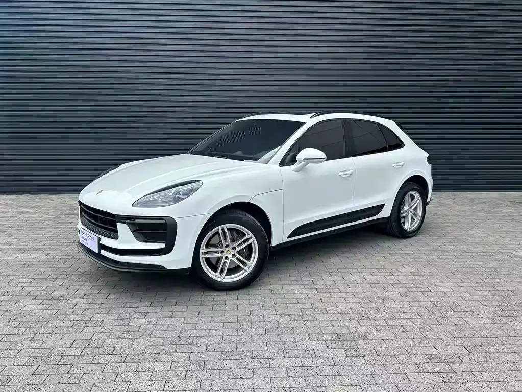 Porsche Macan — фото 1