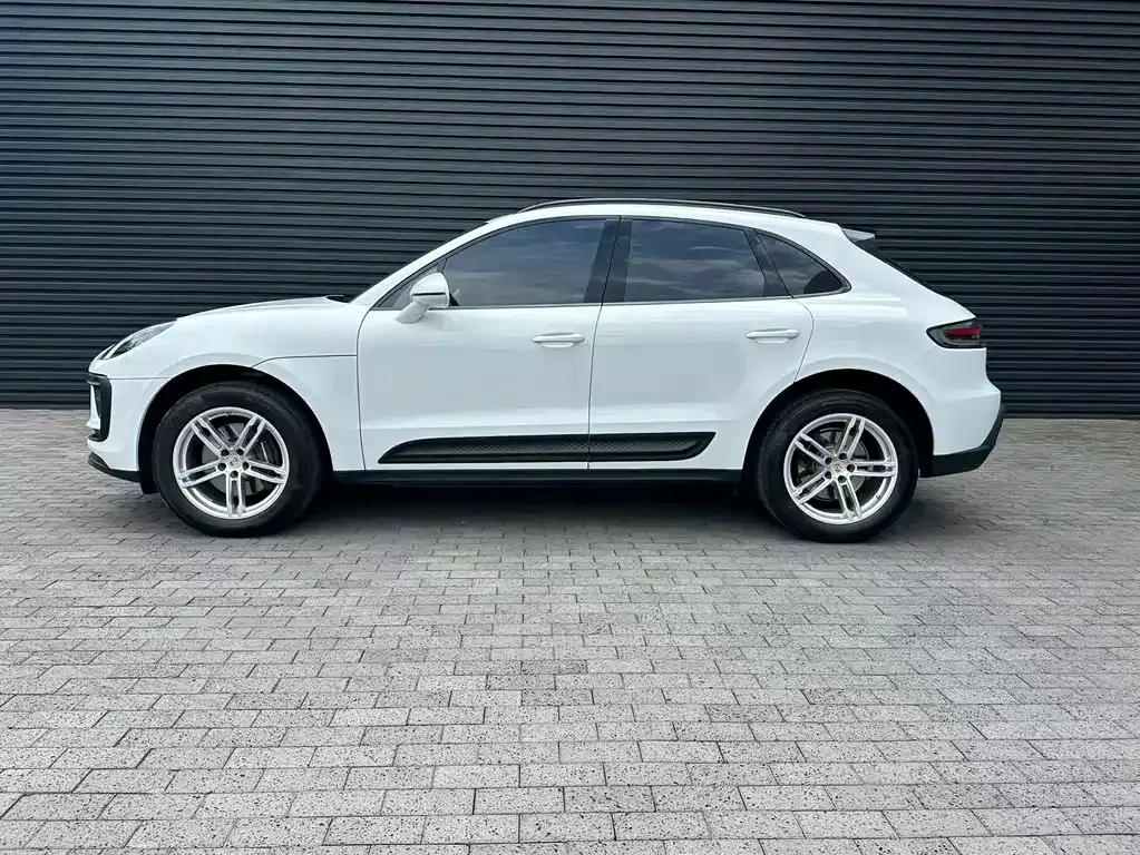 Porsche Macan — фото 10