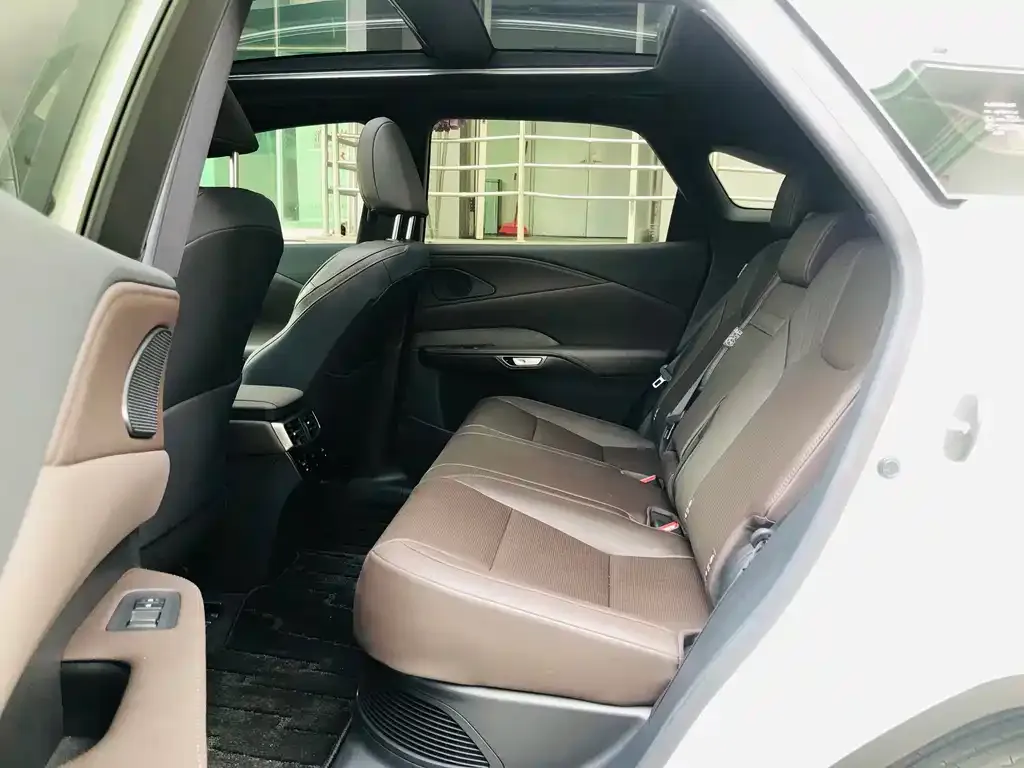 Lexus RX — фото 2