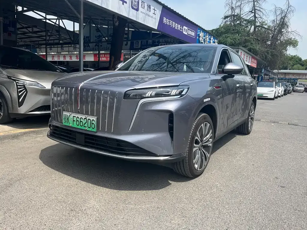 Hongqi HS6 PHEV