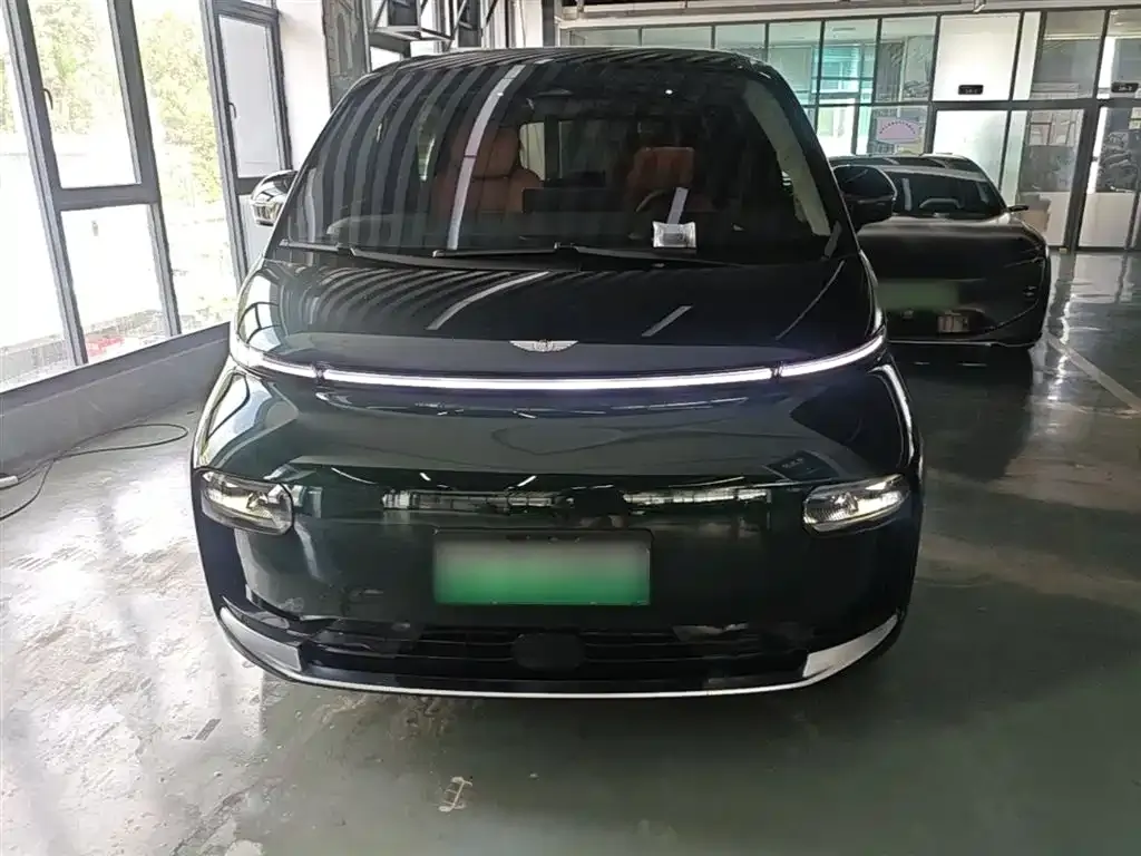 Geely Yizhen L380 2025 из CN, фото 10