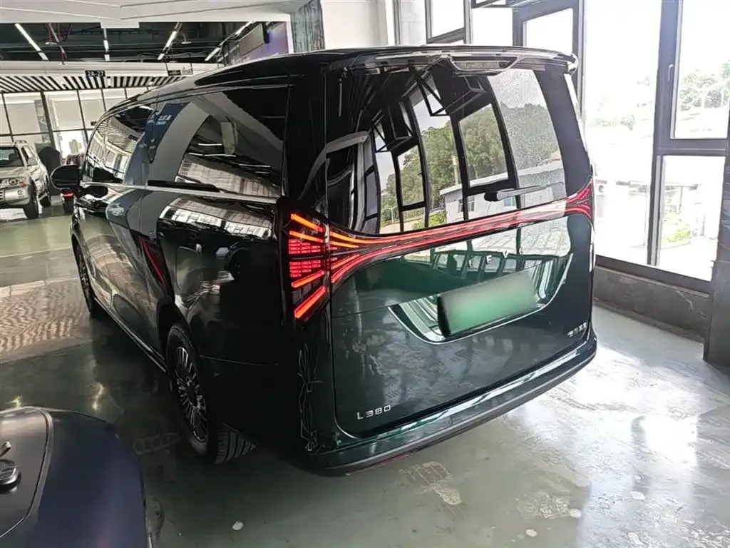 Geely Yizhen L380 2025 из CN, фото 9