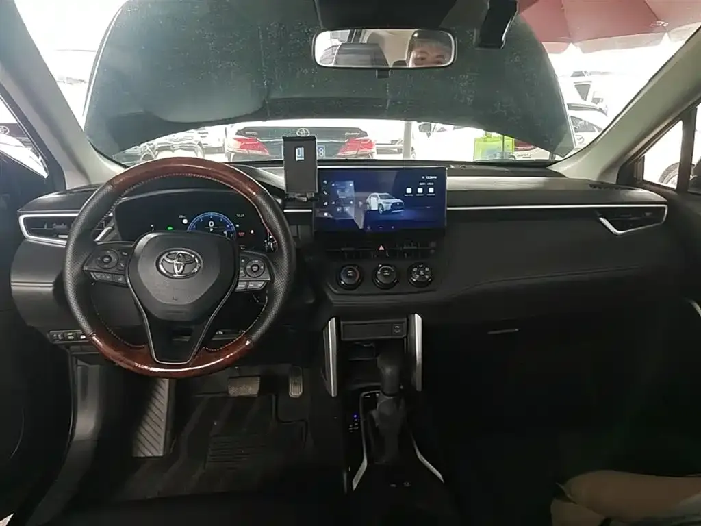 Toyota Corolla Cross 2024 из CN, фото 2