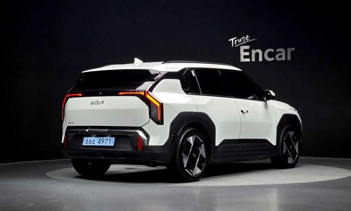 Kia EV3 2025 из KR, фото 3