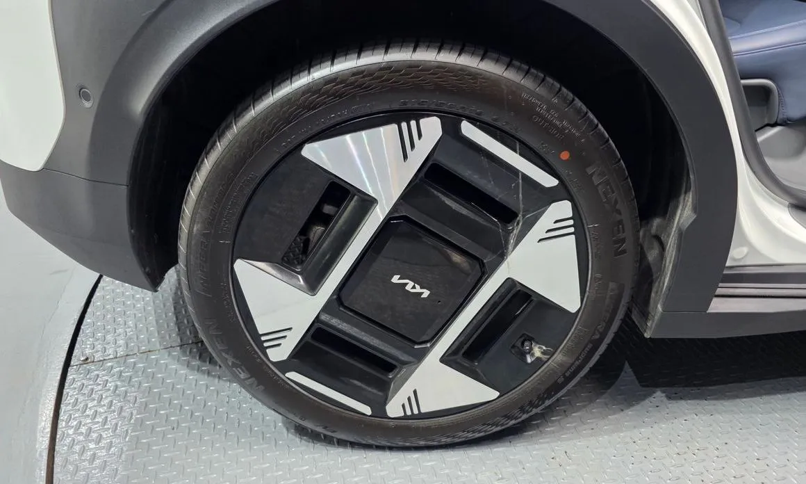 Kia EV3 2025 из KR, фото 10