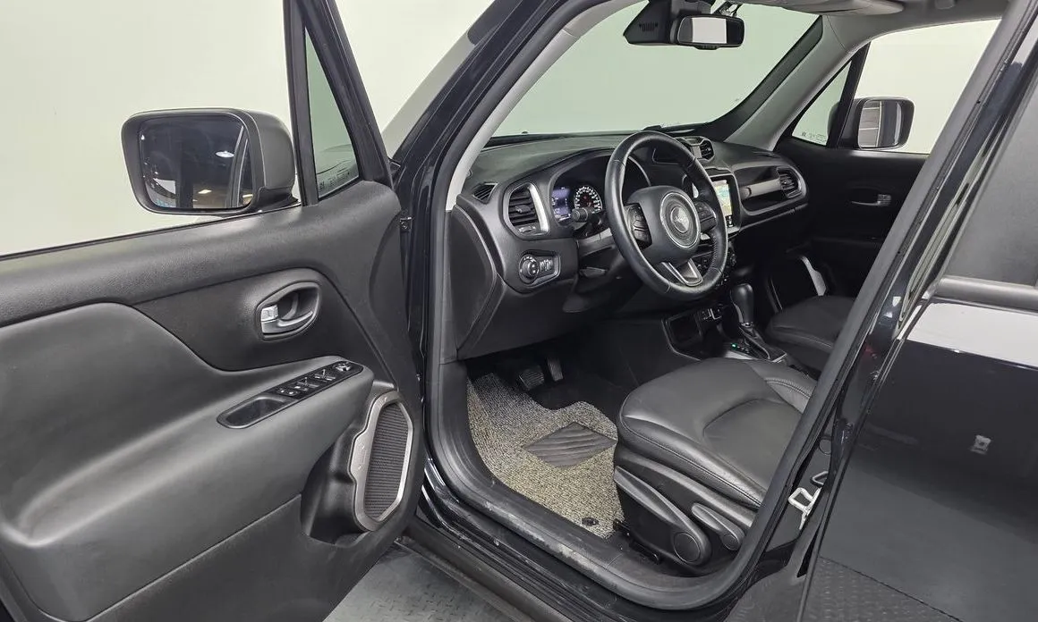 Jeep Renegade 2021 из KR, фото 7