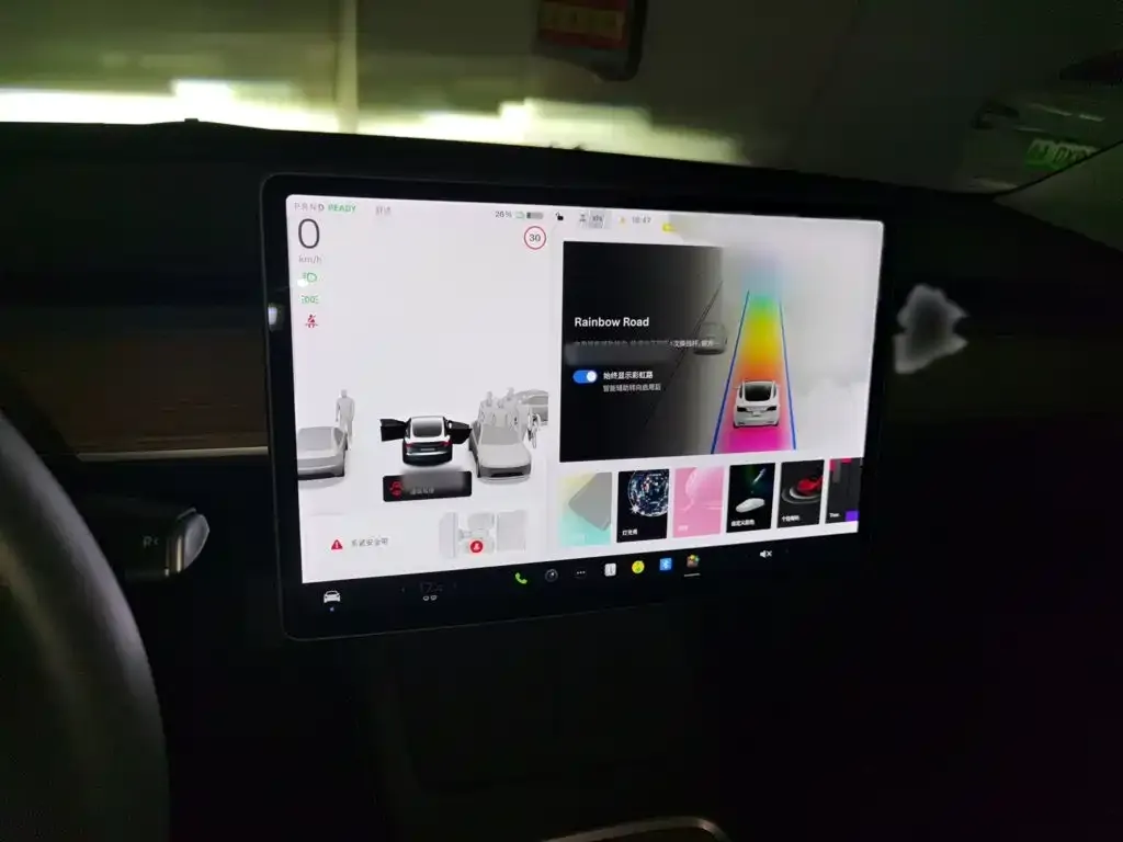 Tesla Model 3 — фото 2