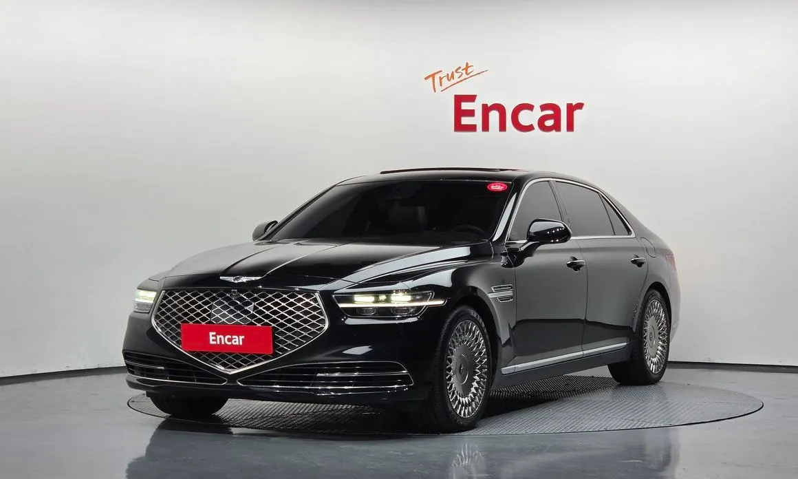 Genesis G90