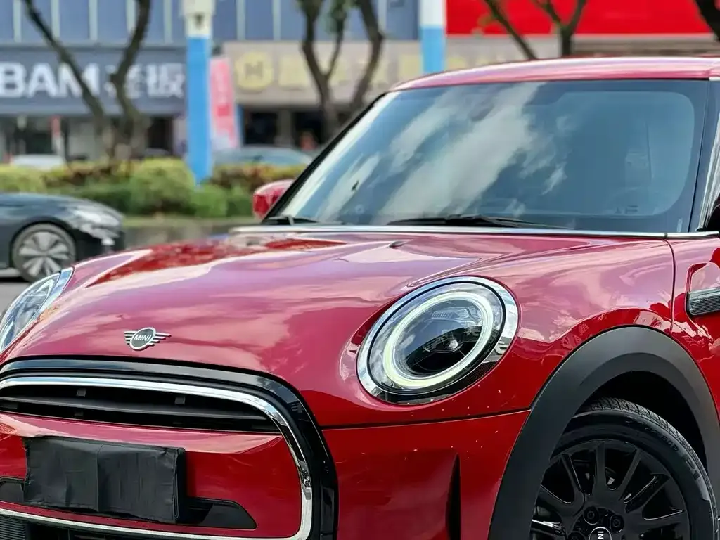 MINI Cooper (3-door) 2023 из CN, фото 6