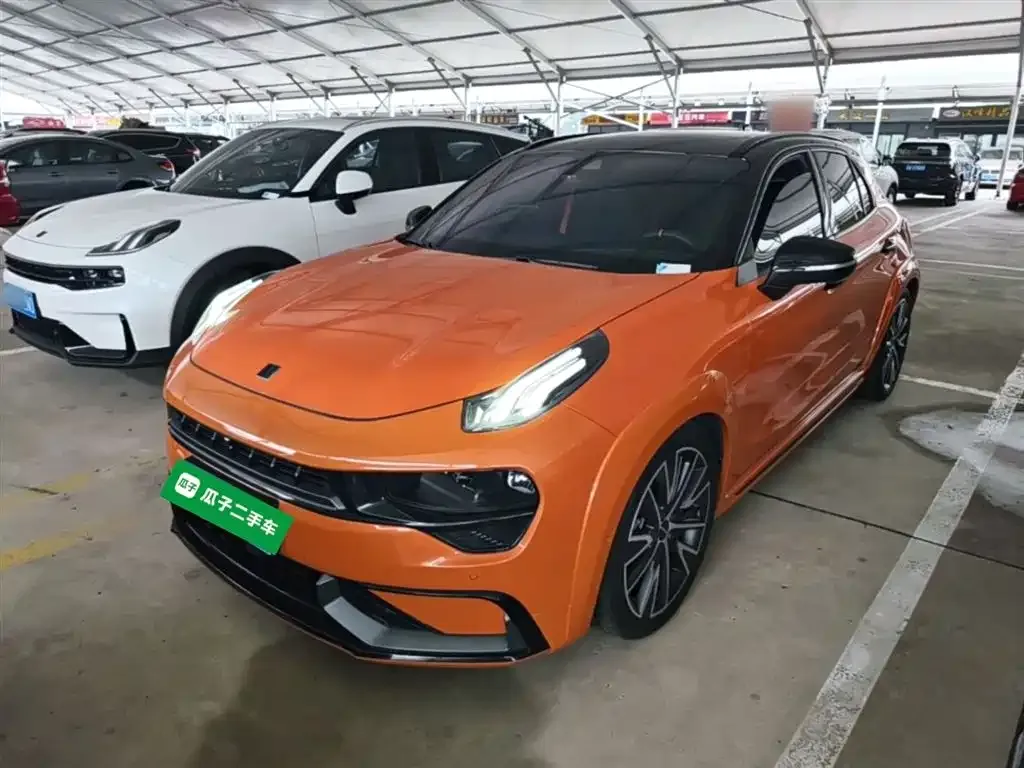 Lynk & Co 02 Hatchback