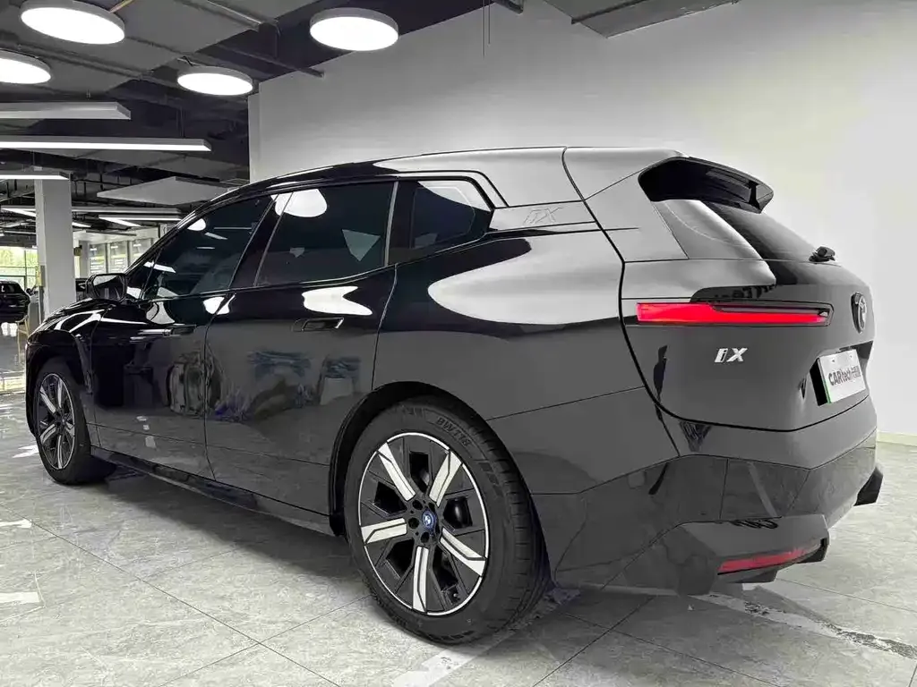 BMW iX 2023 из CN, фото 2