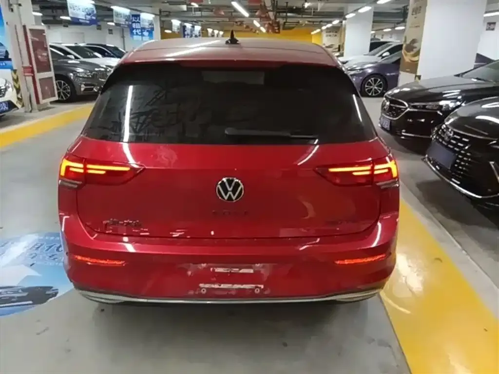 Volkswagen Golf 2021 из CN, фото 4