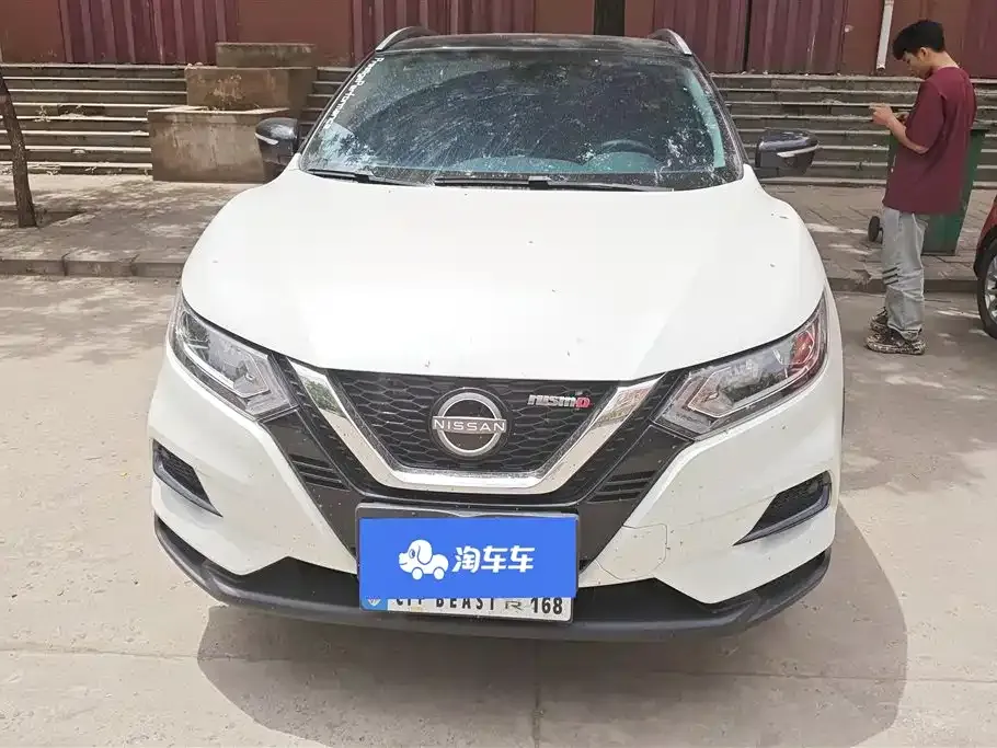 Nissan Qashqai — фото 8
