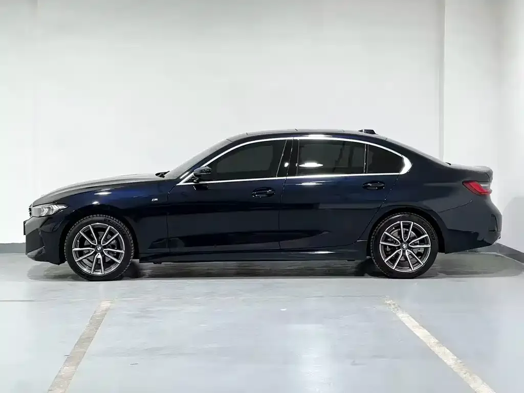 BMW 3 Series 2025 из CN, фото 8