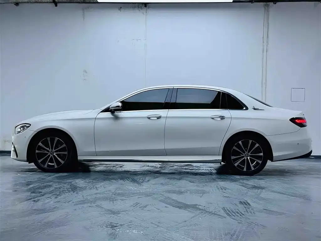 Mercedes-Benz E-Class New Energy 2022 из CN, фото 8