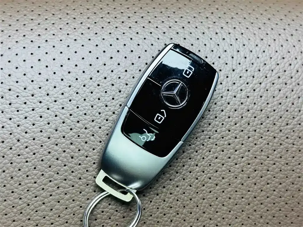 Mercedes-Benz E-Class New Energy 2022 из CN, фото 10