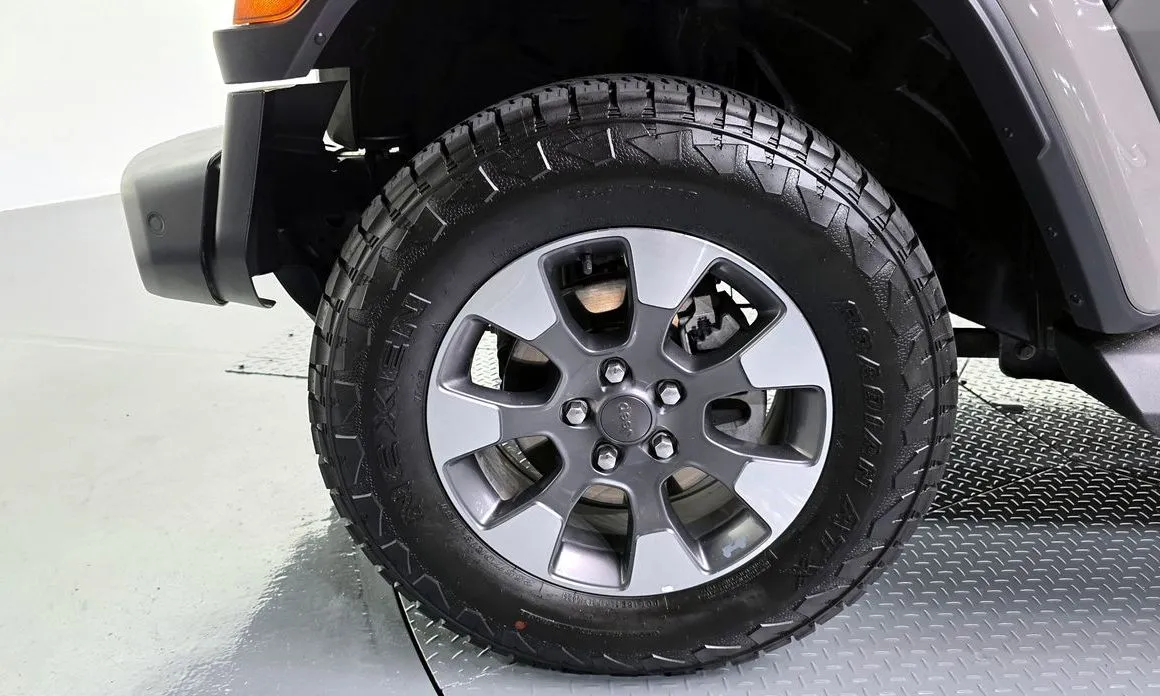 Jeep Wrangler 2022 из KR, фото 4