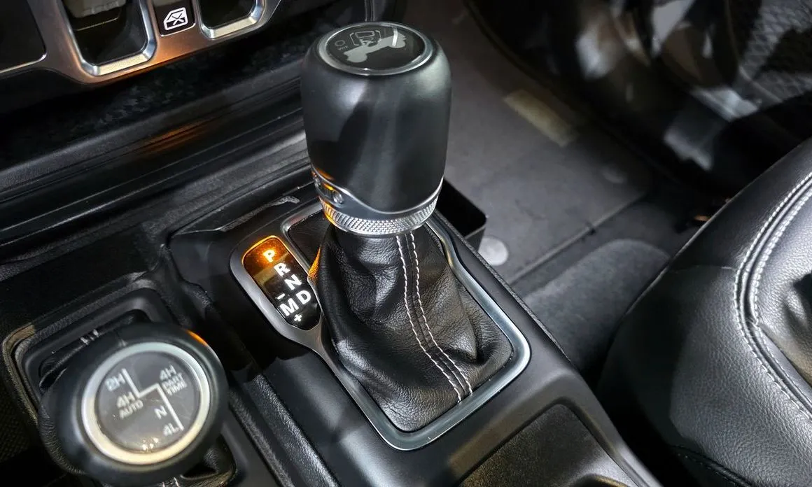 Jeep Wrangler 2022 из KR, фото 3