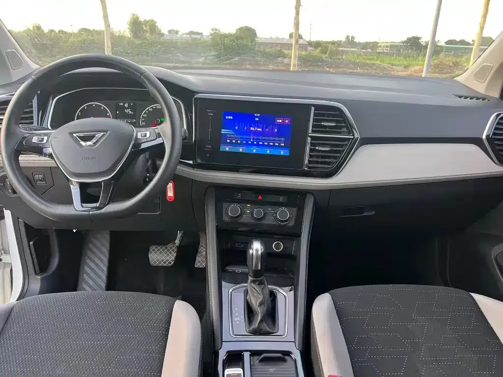 Jetta VS5 2023 из CN, фото 2