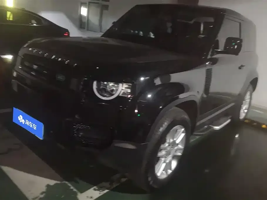 Land Rover Defender — фото 1