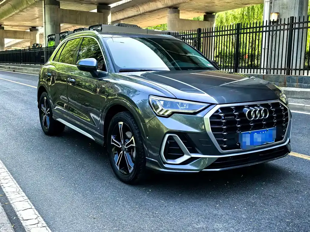 Audi Q3 — фото 5